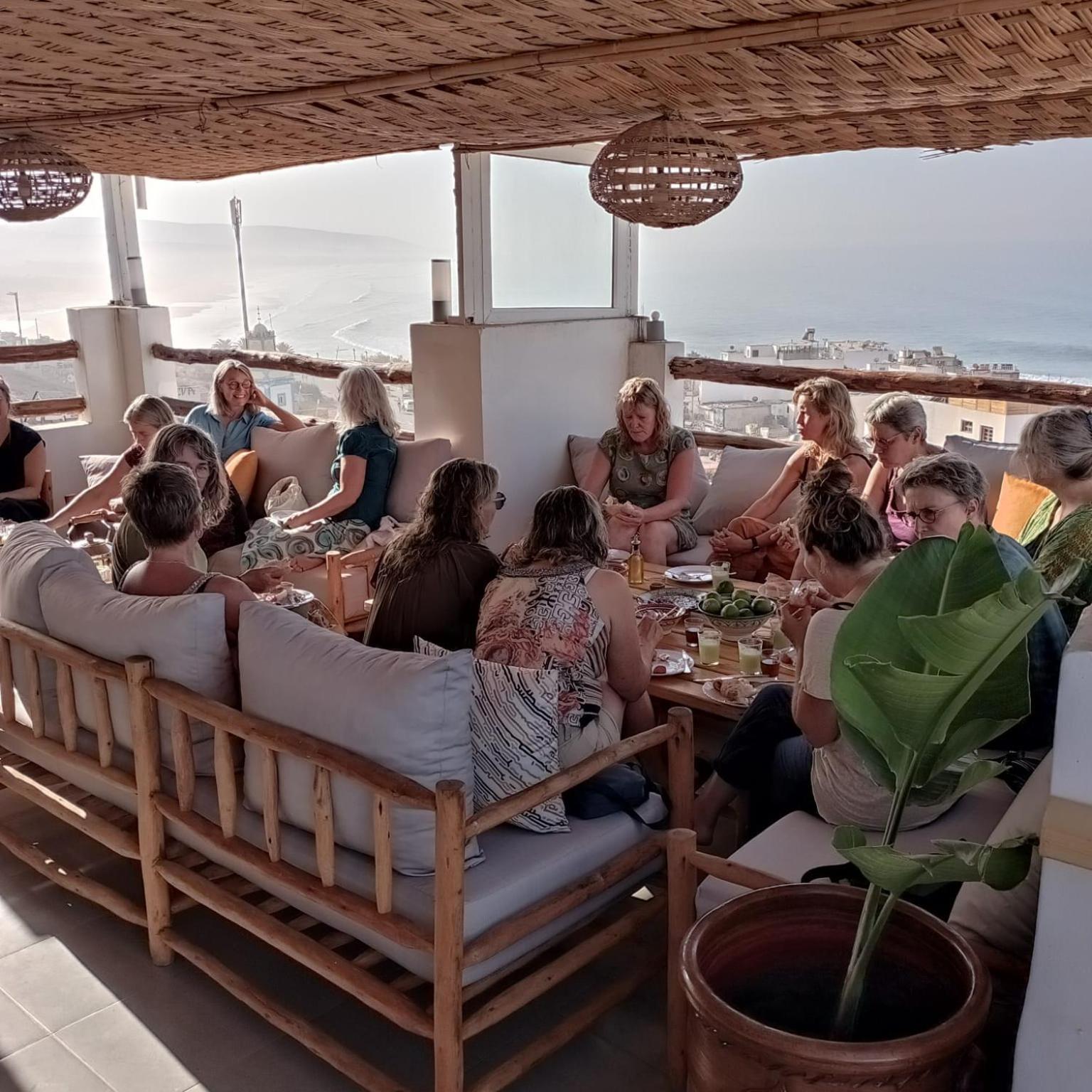 Bigblue Surf Hostel & Coworking Space - Taghazout (Adults Only) Azazoul Exterior photo
